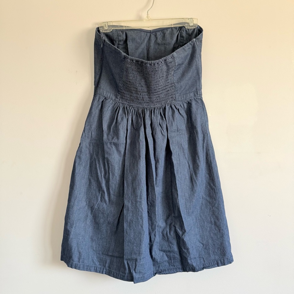 Old Navy Strapless A-Line Denim Dress with Sweetheart Neckline - Picture 3 of 10